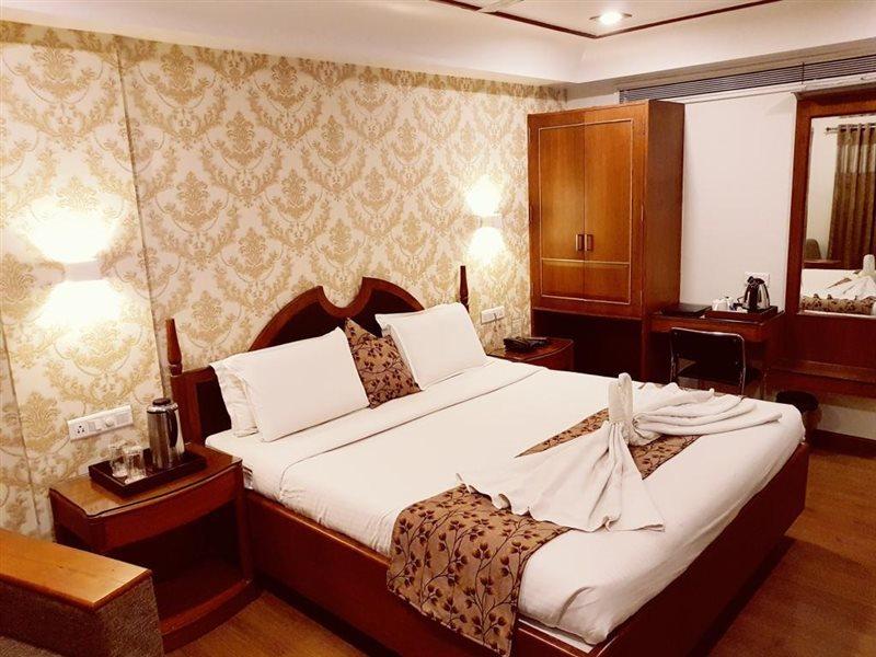 Hotel Punjab Palace Rāipur Екстериор снимка