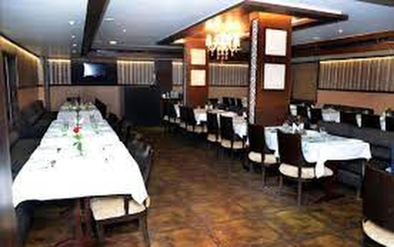 Hotel Punjab Palace Rāipur Екстериор снимка