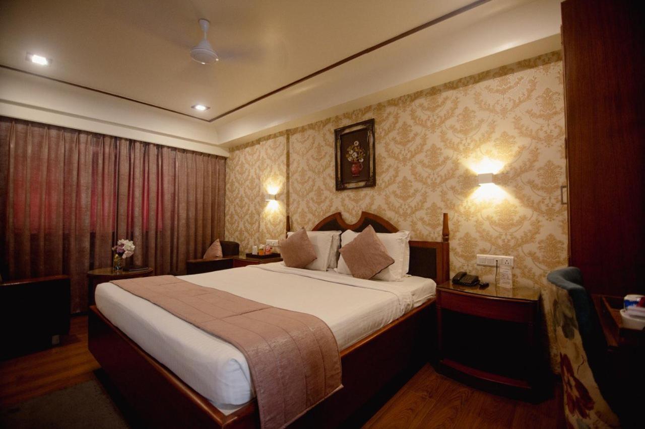 Hotel Punjab Palace Rāipur Екстериор снимка